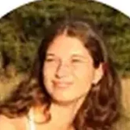 Lenka Lenya Hašková