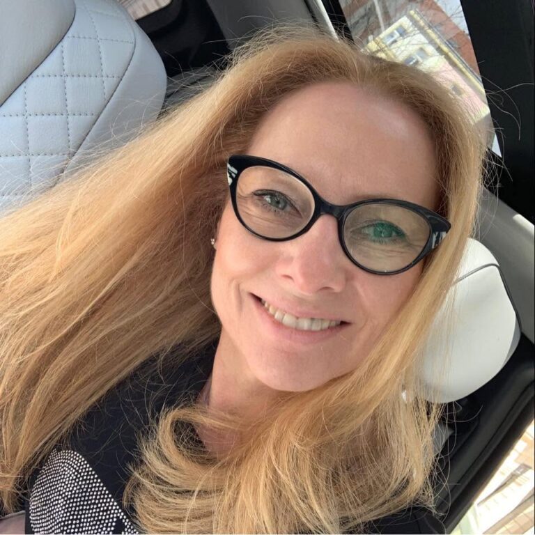 Yvona Jankovská — Certifikovaná transformační koučka a NLP Master · Praha